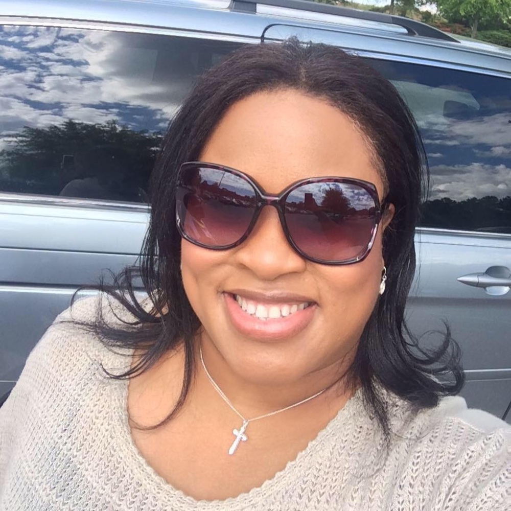 Meet your Posher, Resha